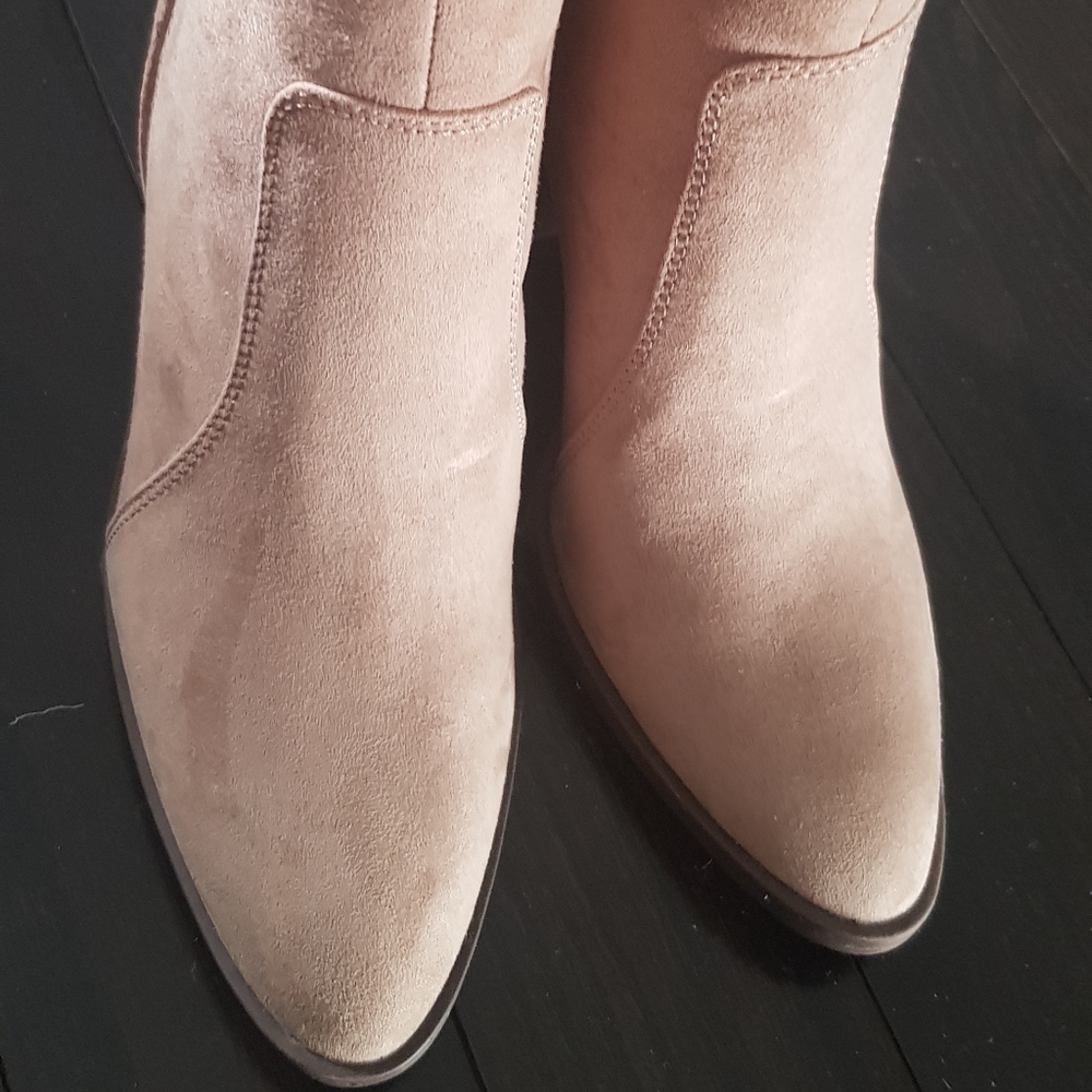 Qupid vegan booties